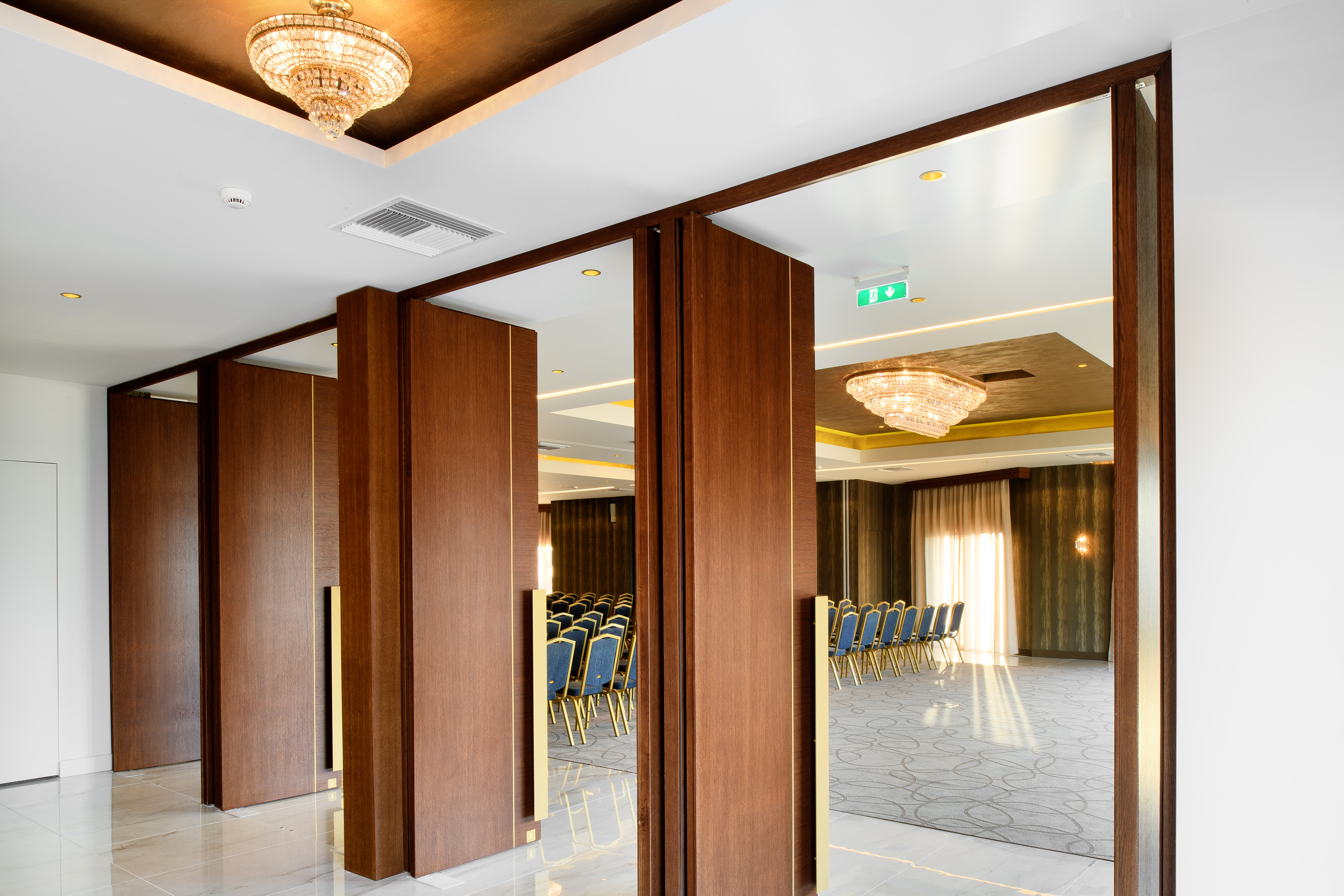 Υβριδικές Συναντήσεις