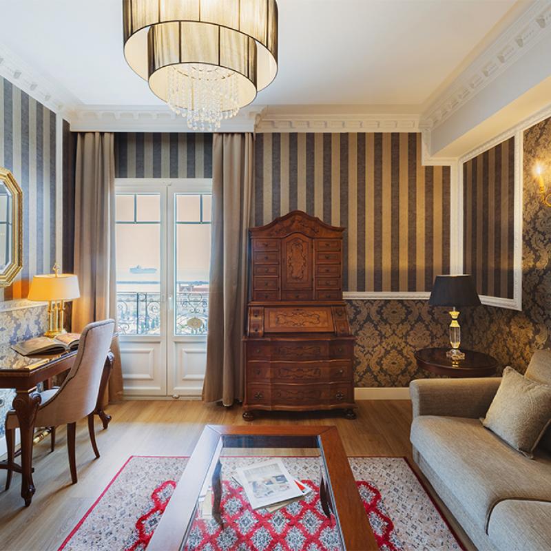 Sea View Executive Suite