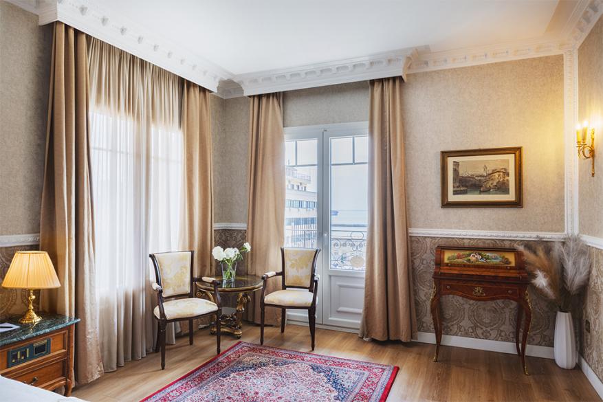 Sea View Presidential Suite
