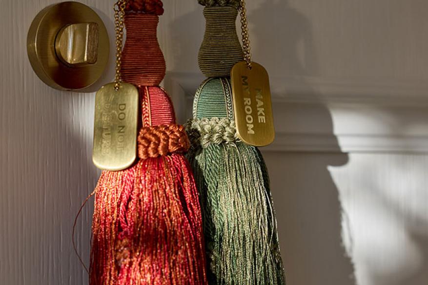 Γωνιακή Σουίτα με Θέα στη Θάλασσα / Corner Σουίτα με Θέα στο Παλιό Λιμάνι Γωνιακή Σουίτα με Θέα στη Θάλασσα / Corner Σουίτα με Θέα στο Παλιό Λιμάνι