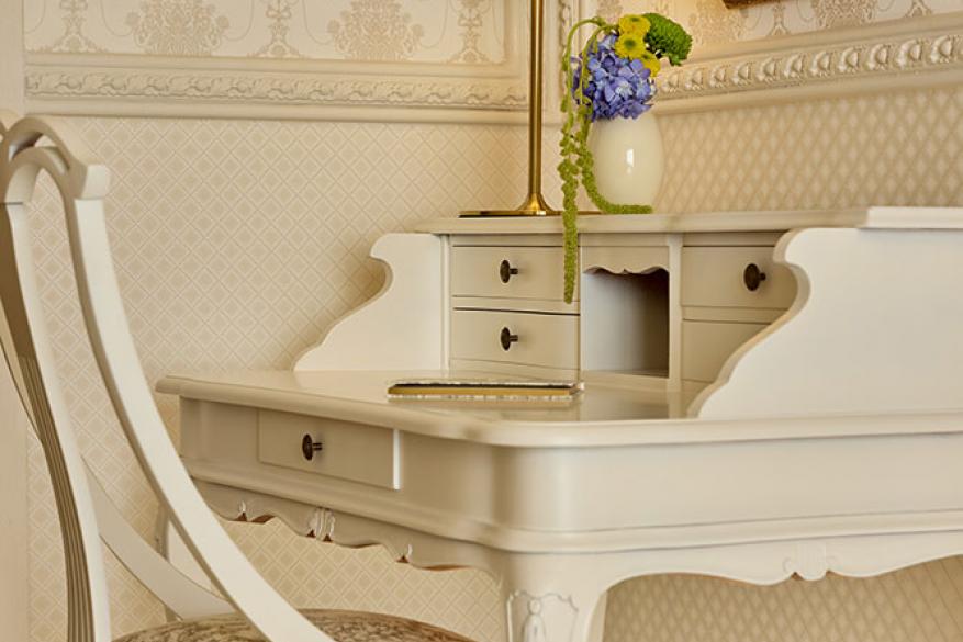 Γωνιακή Σουίτα με Θέα στη Θάλασσα / Corner Σουίτα με Θέα στο Παλιό Λιμάνι Γωνιακή Σουίτα με Θέα στη Θάλασσα / Corner Σουίτα με Θέα στο Παλιό Λιμάνι