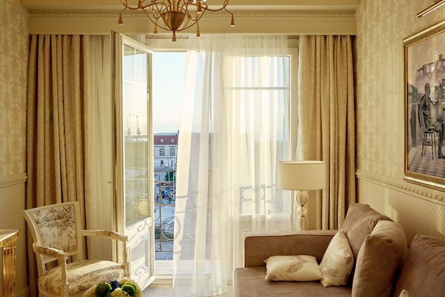 Γωνιακή Σουίτα με Θέα στη Θάλασσα / Corner Σουίτα με Θέα στο Παλιό Λιμάνι Γωνιακή Σουίτα με Θέα στη Θάλασσα / Corner Σουίτα με Θέα στο Παλιό Λιμάνι