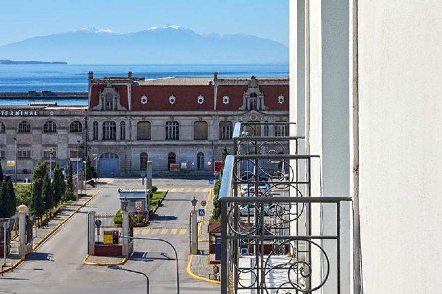 Deluxe Ladadika View